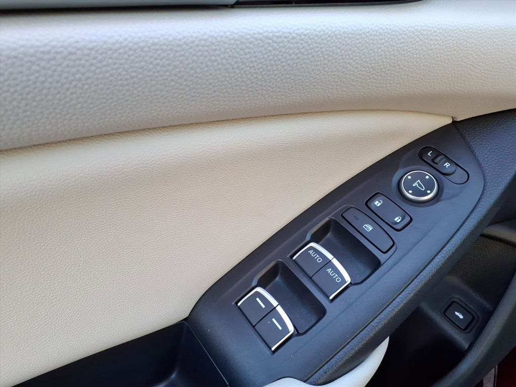 Used 2019 Honda Accord LX image 11