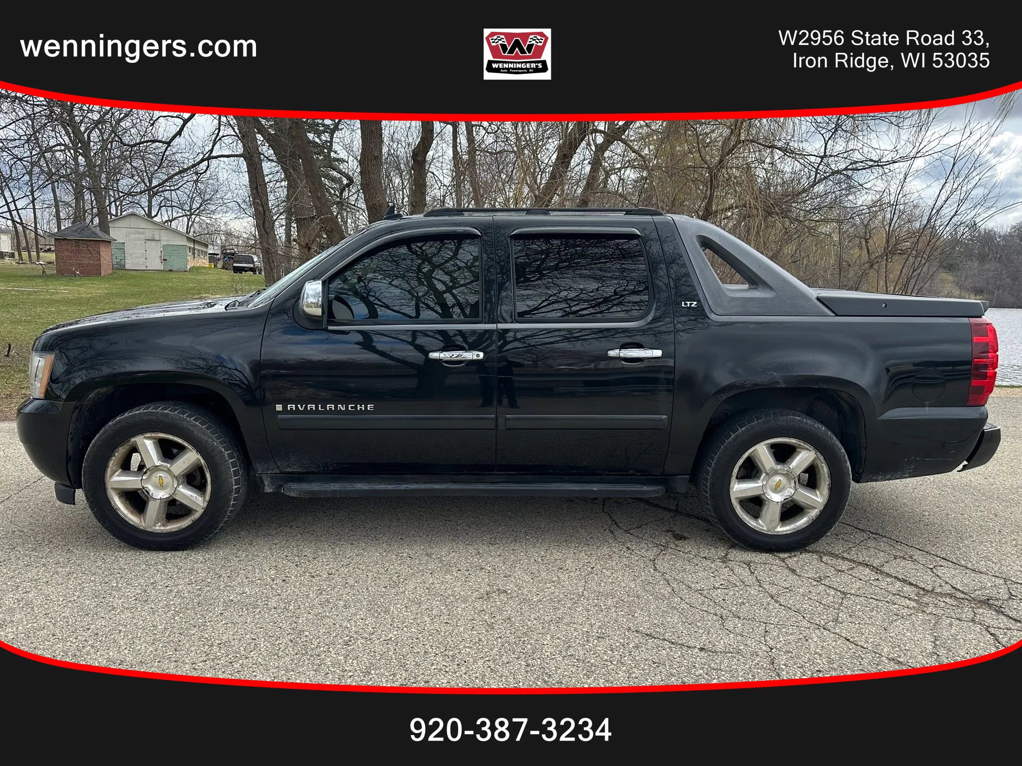 Used 2007 Chevrolet Avalanche LTZ w/ LTZ Preferred Equipment Group AWD/4WD image 1