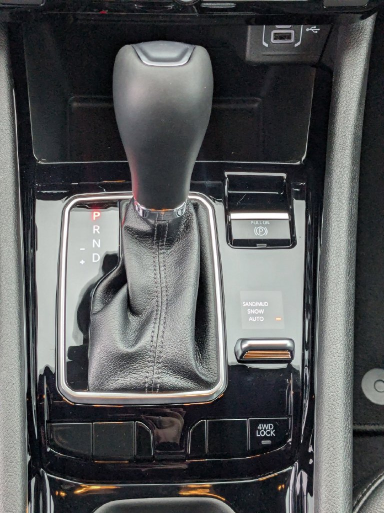 New 2026 Jeep Compass Latitude AWD/4WD image 19