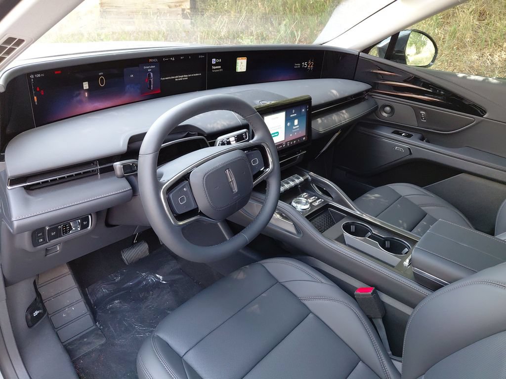 New 2026 Lincoln Nautilus Premier w/ Equipment Group 102A AWD/4WD image 17