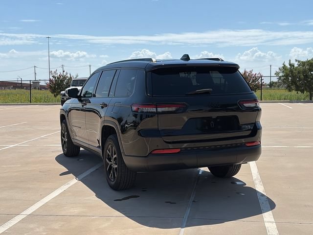 Certified 2024 Jeep Grand Cherokee L Laredo AWD/4WD image 7
