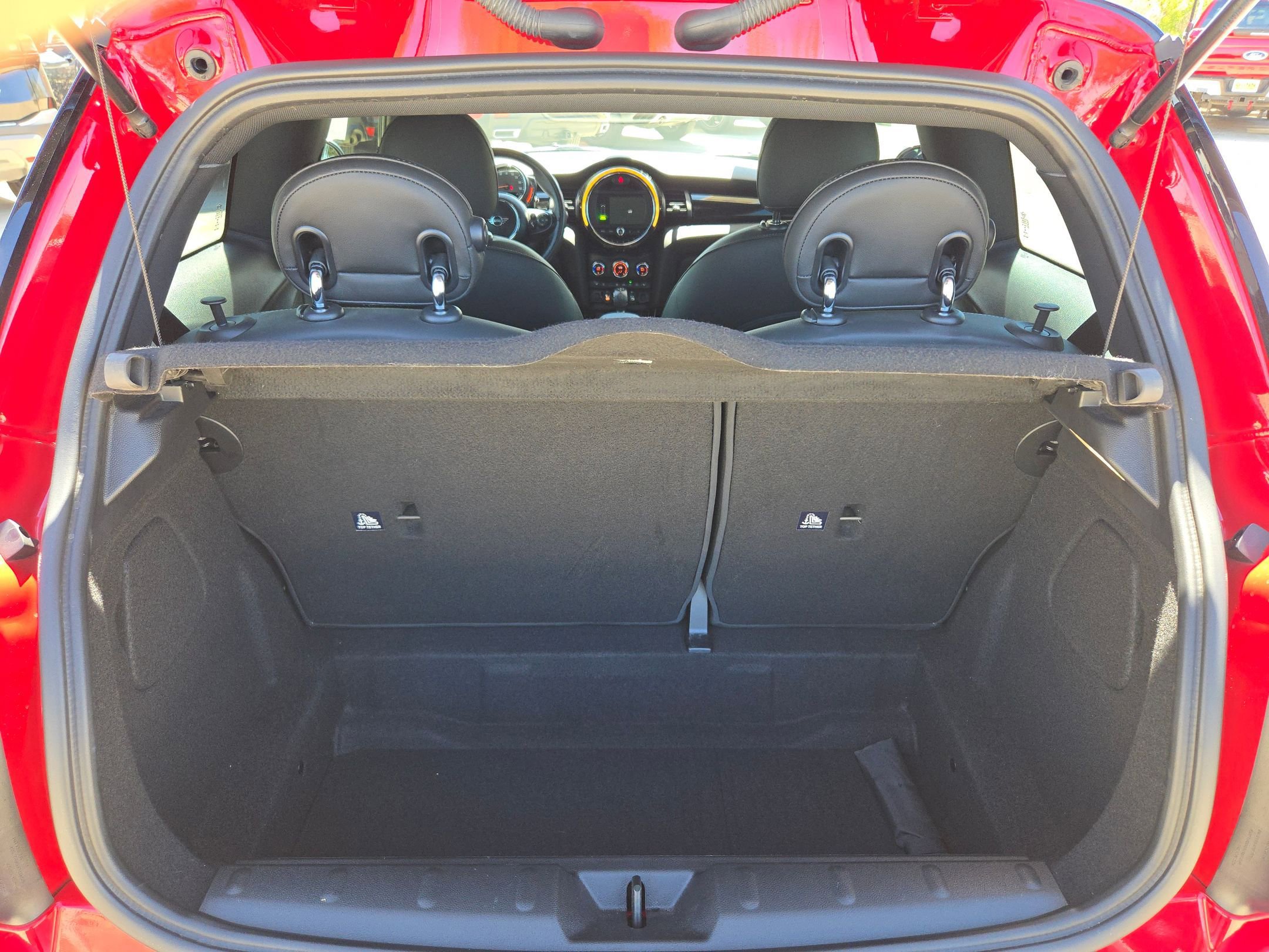 Used 2019 MINI Cooper 2-Door Hardtop image 24