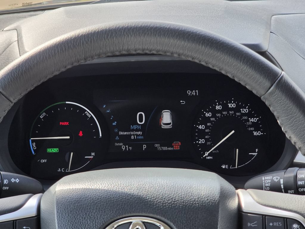 Used 2026 Toyota Sienna XLE FWD image 16