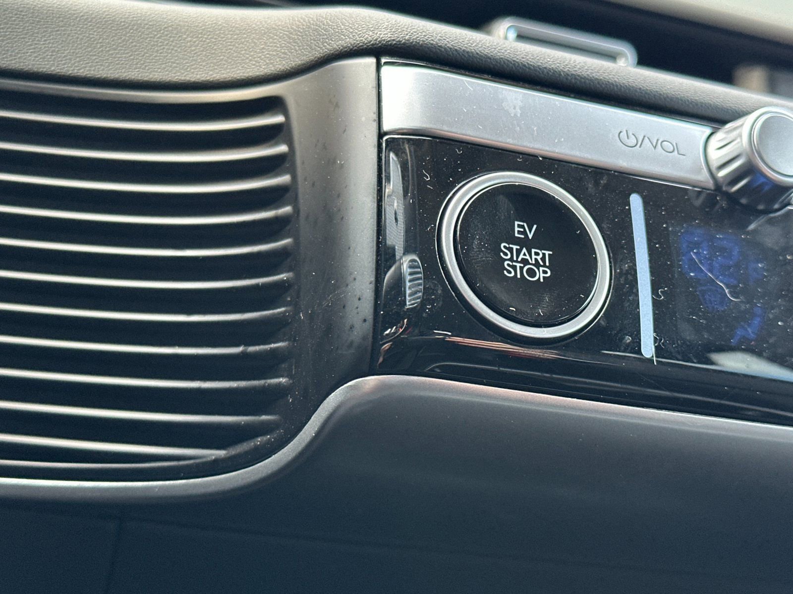 Used 2023 Hyundai Ioniq 5 SE image 22