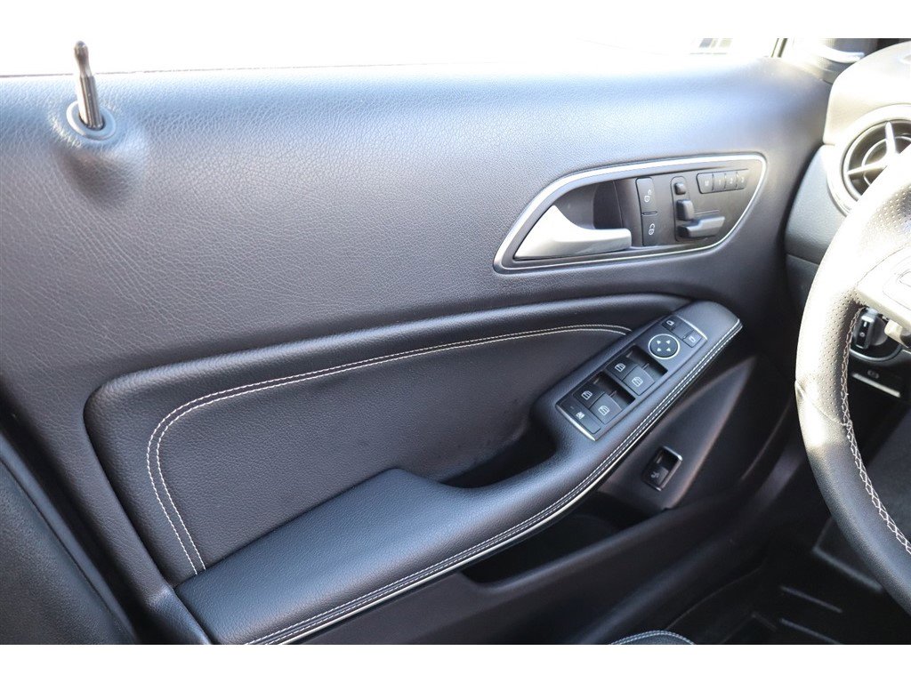 Used 2017 Mercedes-Benz GLA 250 4MATIC image 21