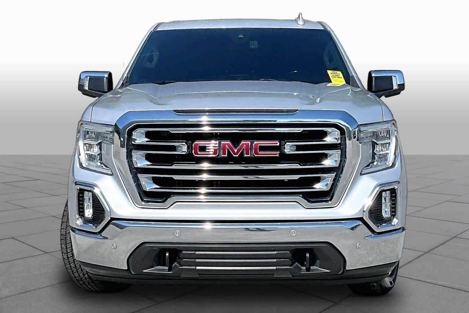 Used 2019 GMC Sierra 1500 SLT w/ SLT Premium Plus Package AWD/4WD image 4