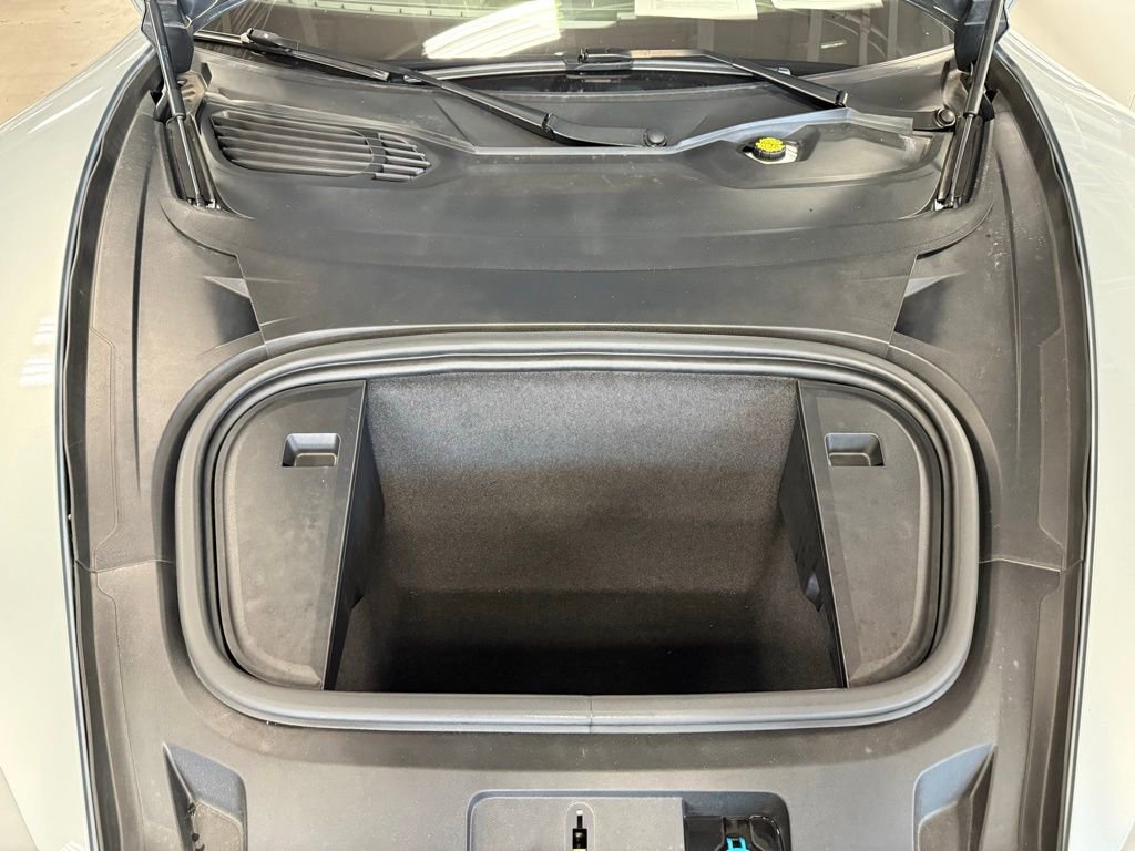 Used 2020 Porsche Taycan 4S w/ Premium Package AWD/4WD image 23