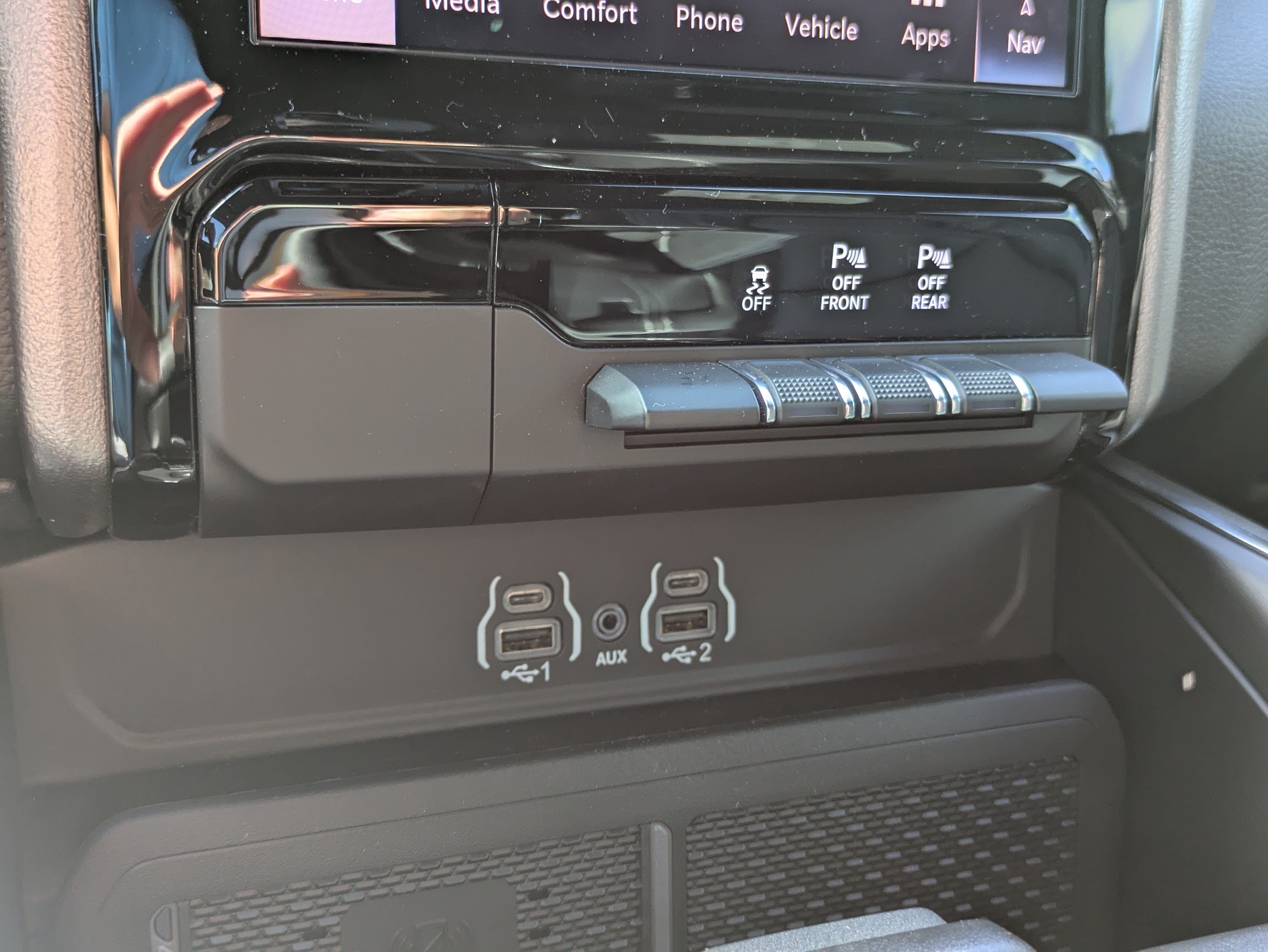 New 2026 RAM 1500 Big Horn AWD/4WD image 15
