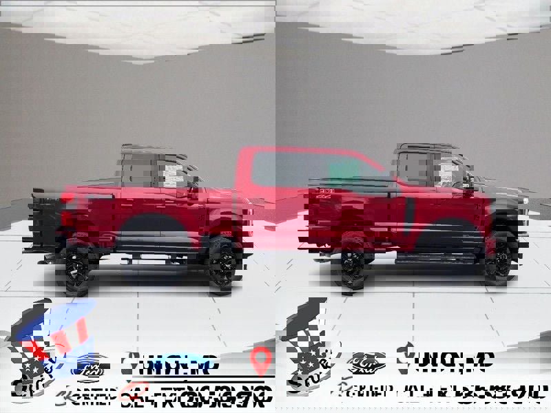 New 2025 Ford F350 Lariat w/ Black Appearance Package