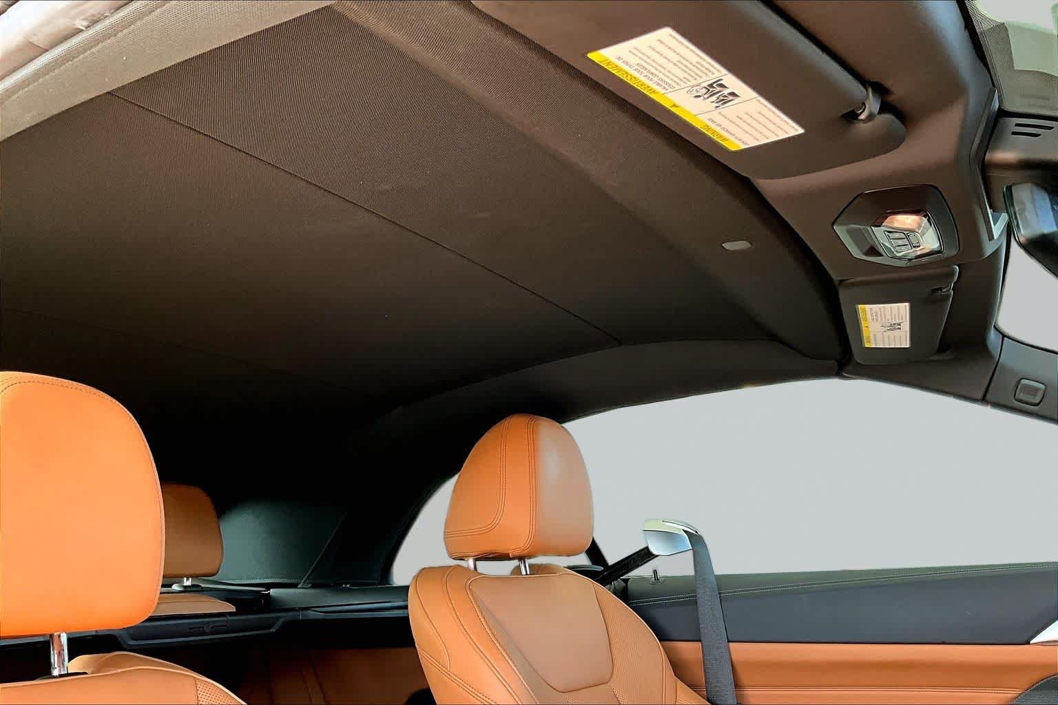 Used 2026 BMW M440i Convertible RWD image 13