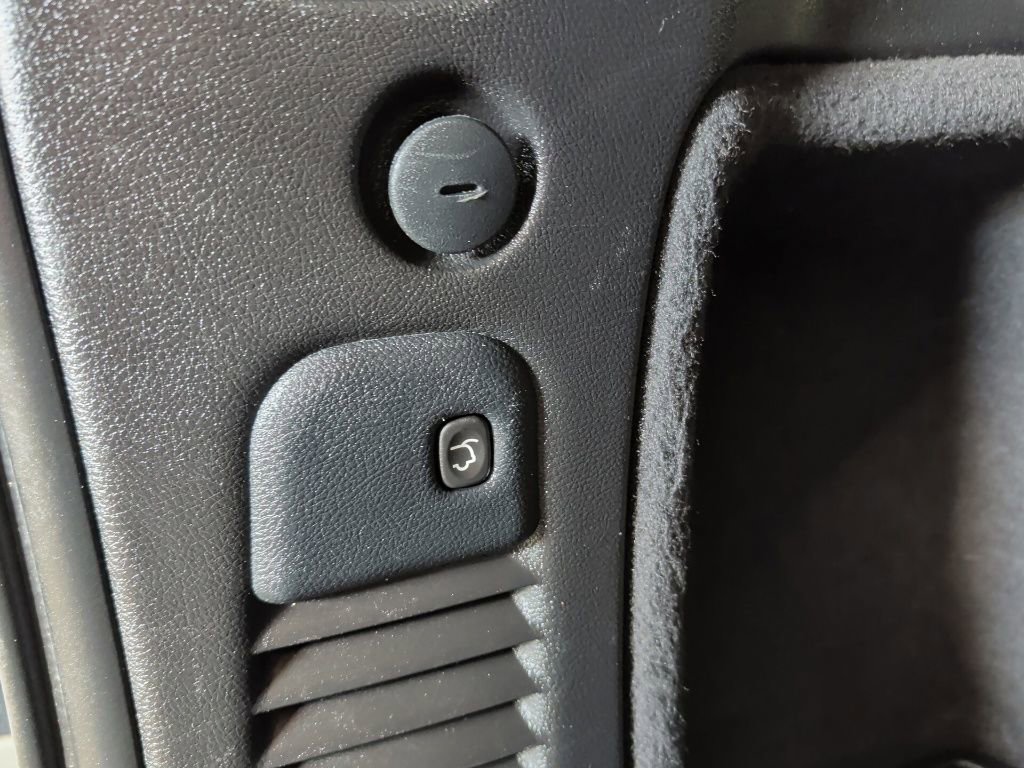 Used 2019 Dodge Durango GT image 40