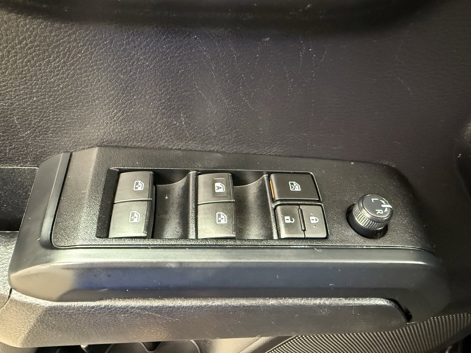 Used 2021 Toyota Tacoma SR image 13