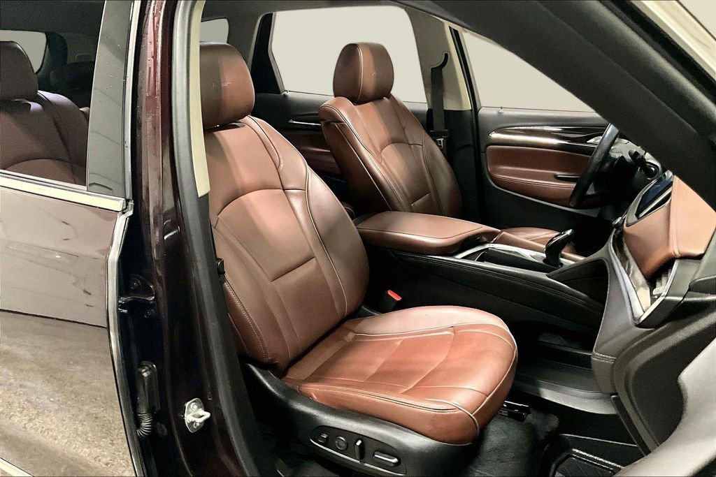 Used 2021 Buick Enclave Avenir w/ Avenir Technology Package image 28