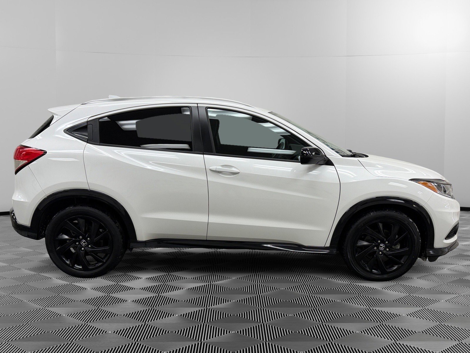 Used 2022 Honda HR-V Sport image 6