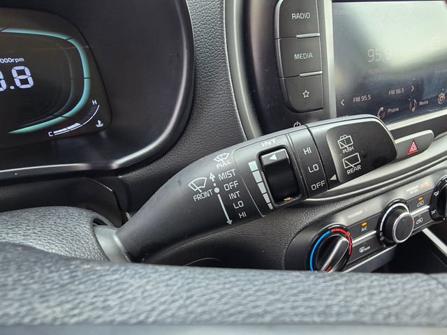 Used 2024 Kia Soul LX w/ Option Group 015 FWD image 16