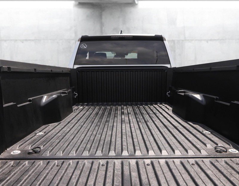 New 2024 Toyota Tacoma SR image 7