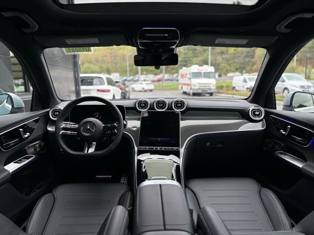 Used 2026 Mercedes-Benz GLC 300 4MATIC image 26