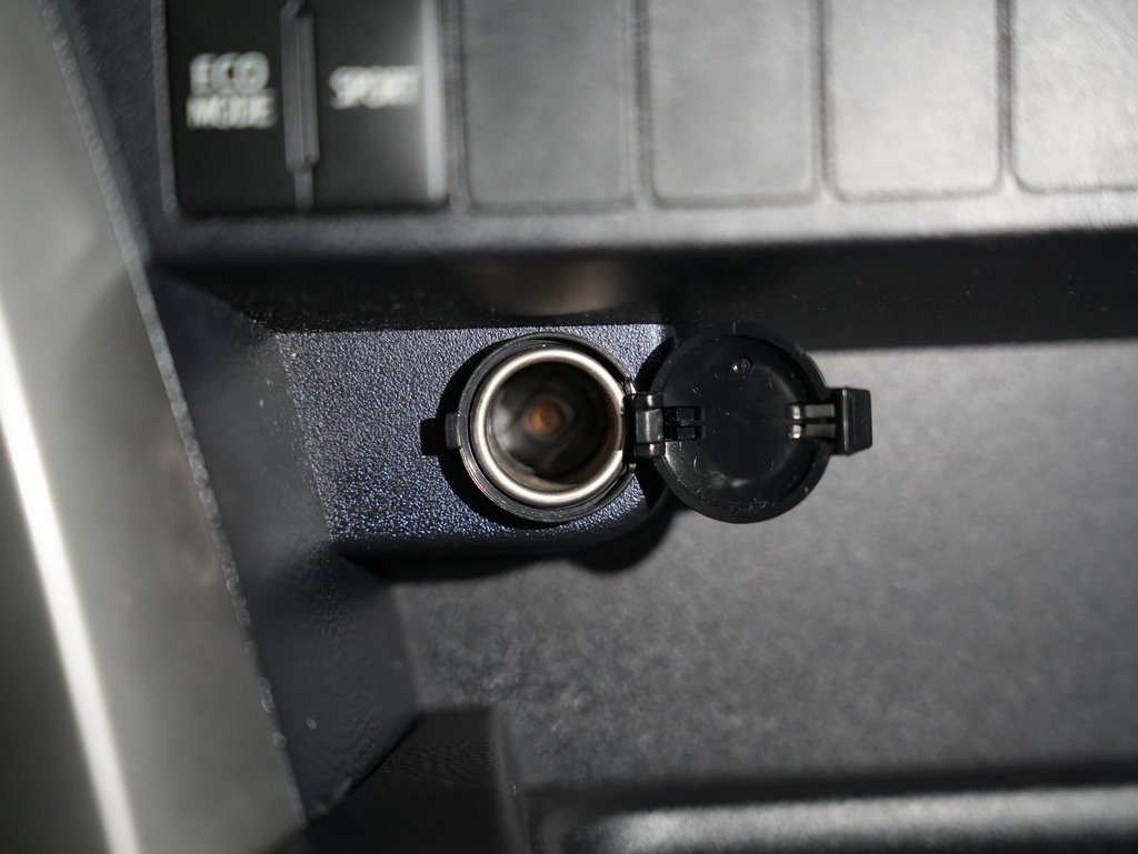 Used 2017 Toyota RAV4 XLE image 30