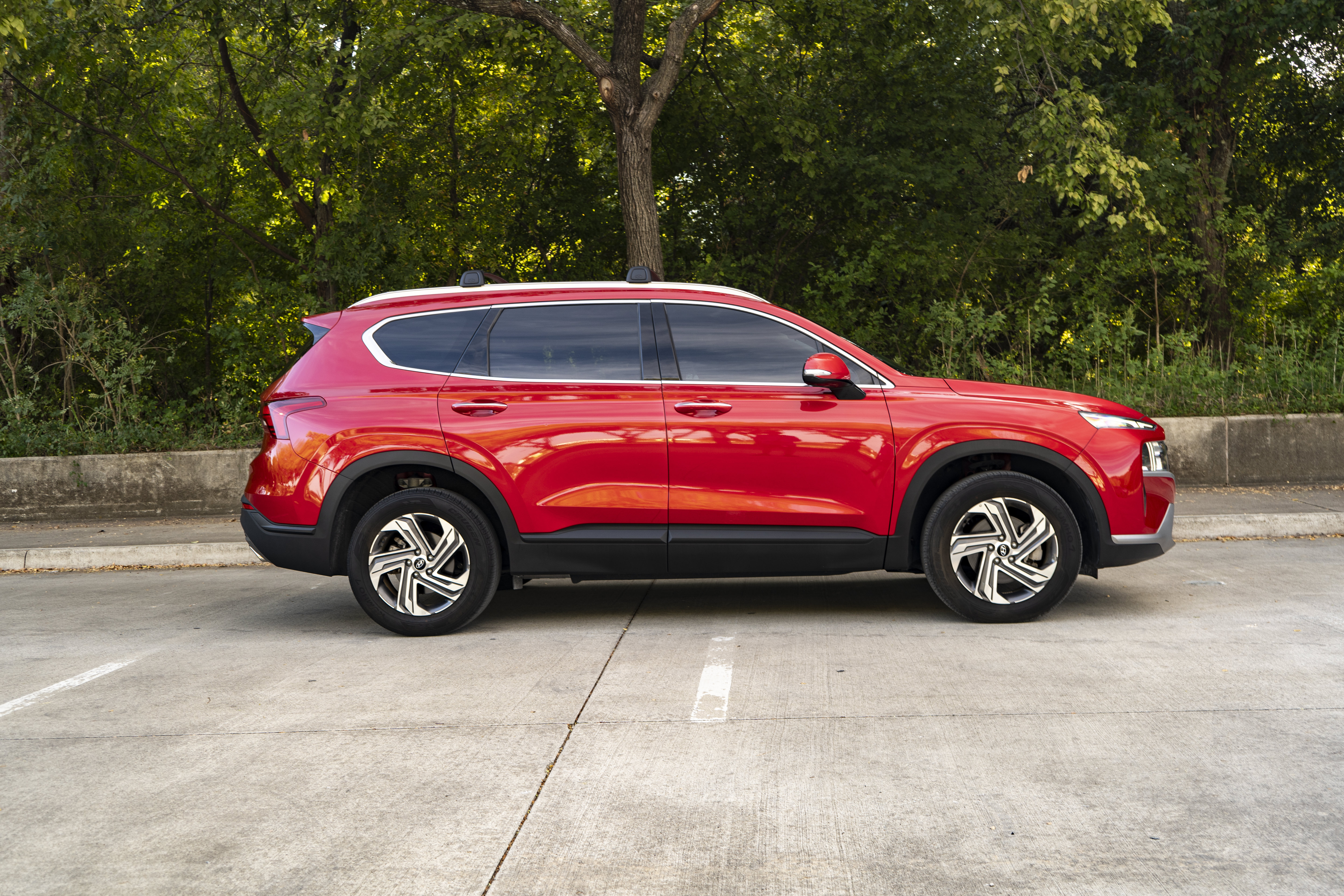 Used 2023 Hyundai Santa Fe SEL FWD image 10