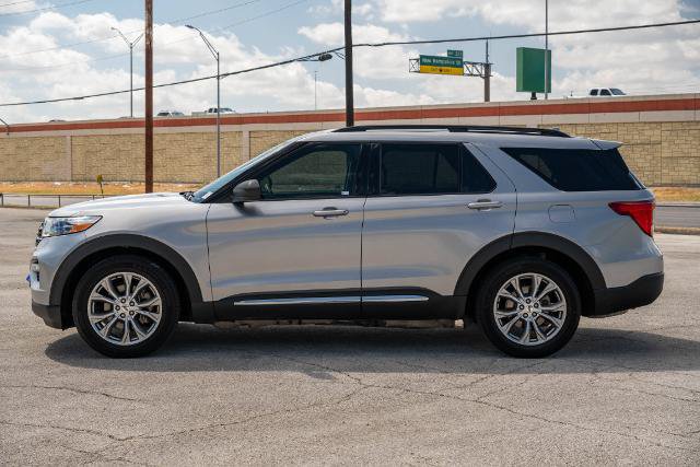 Certified 2020 Ford Explorer XLT w/ Equipment Group 202A RWD image 5