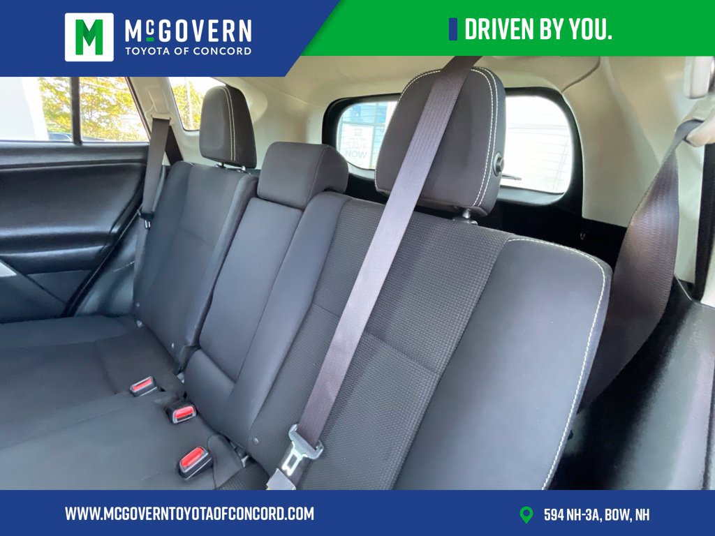 Used 2016 Toyota RAV4 XLE AWD/4WD image 16