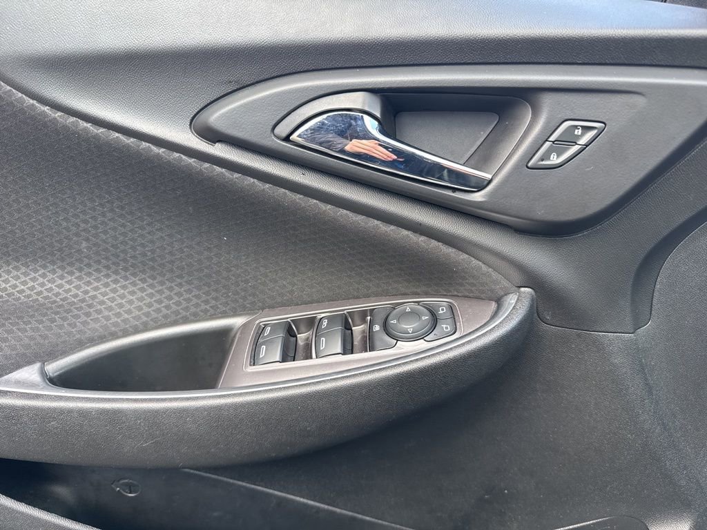 Used 2019 Chevrolet Malibu LT FWD image 29