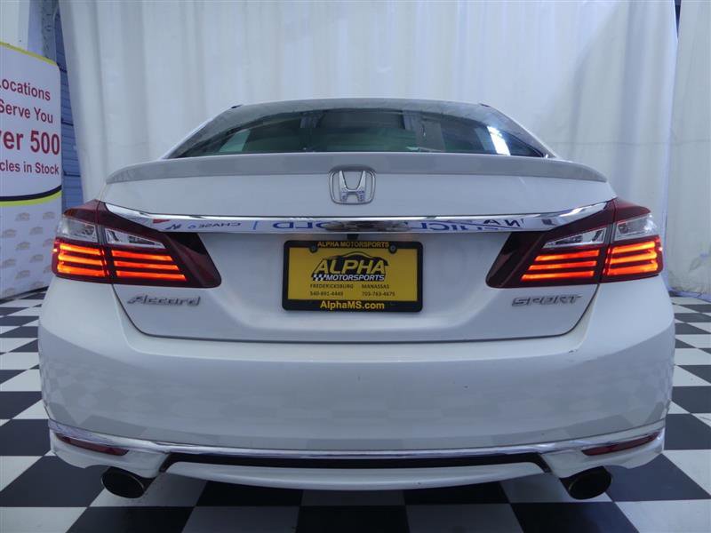 Used 2017 Honda Accord Sport image 6