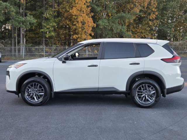 New 2027 Nissan Rogue S FWD image 2