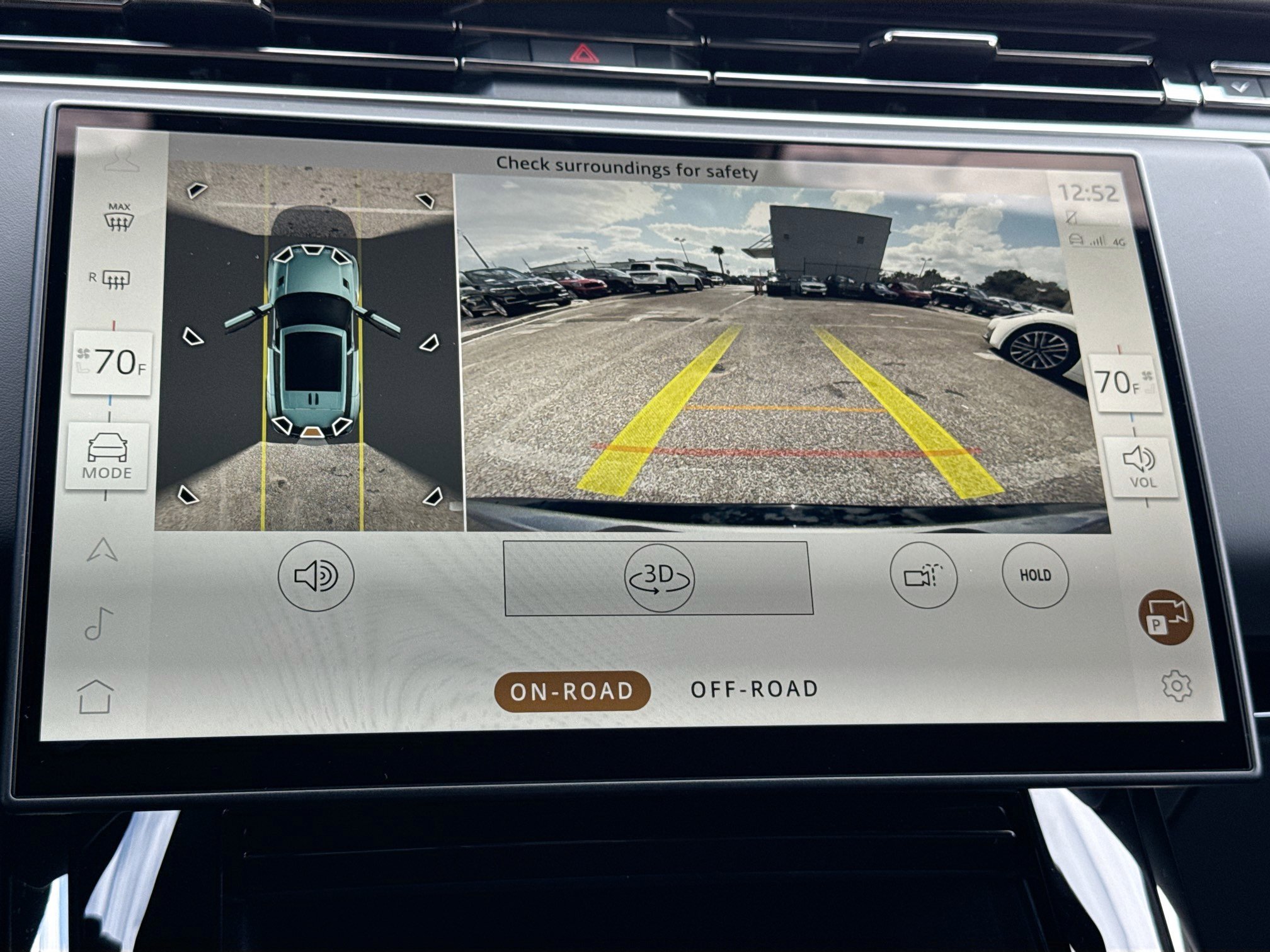 New 2026 Land Rover Range Rover Sport Dynamic SE image 33