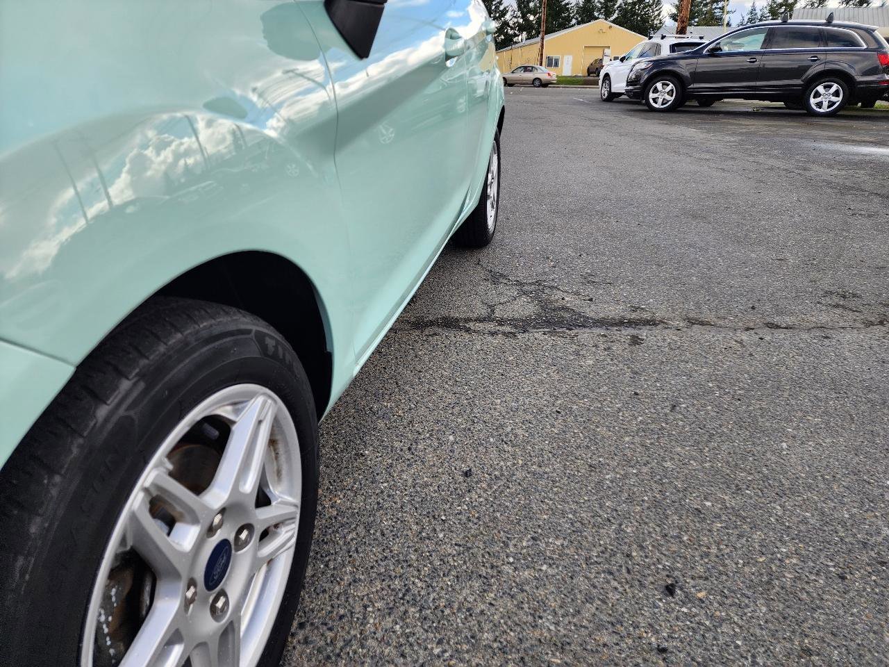 Used 2018 Ford Fiesta SE image 31