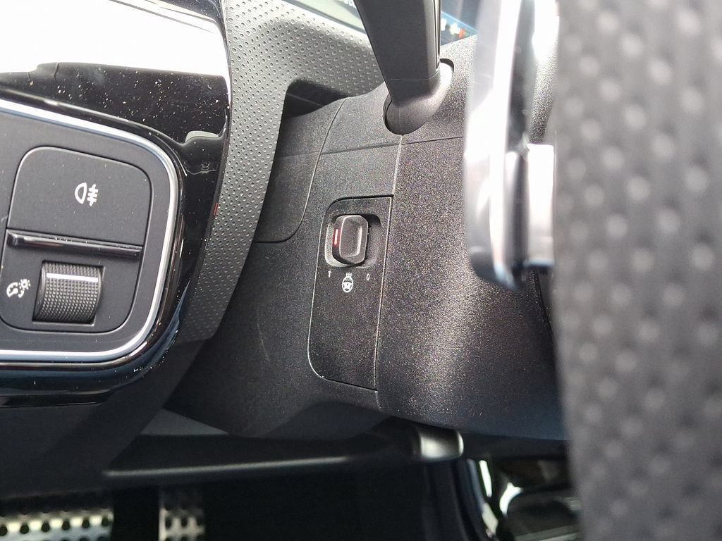 New 2025 Mercedes-Benz CLA 250 4MATIC image 18