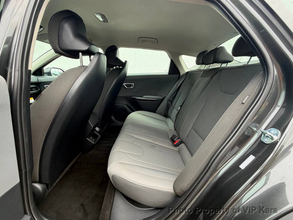Used 2025 Kia K4 FWD image 13
