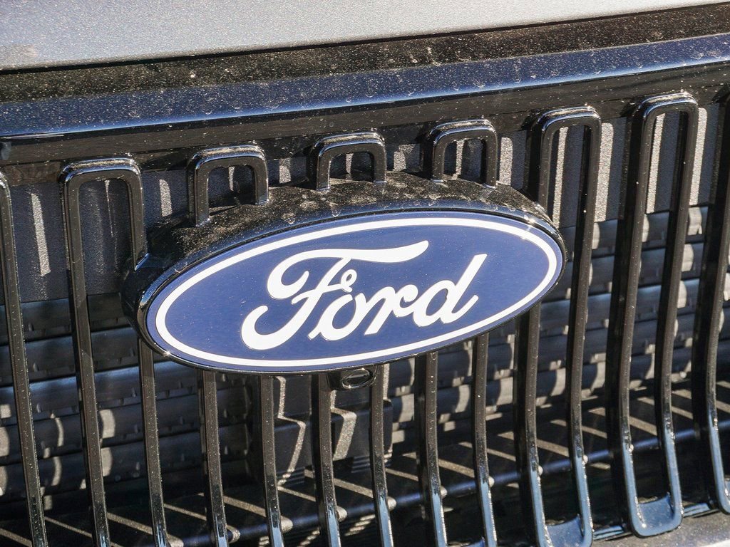 New 2026 Ford Maverick Lobo image 11