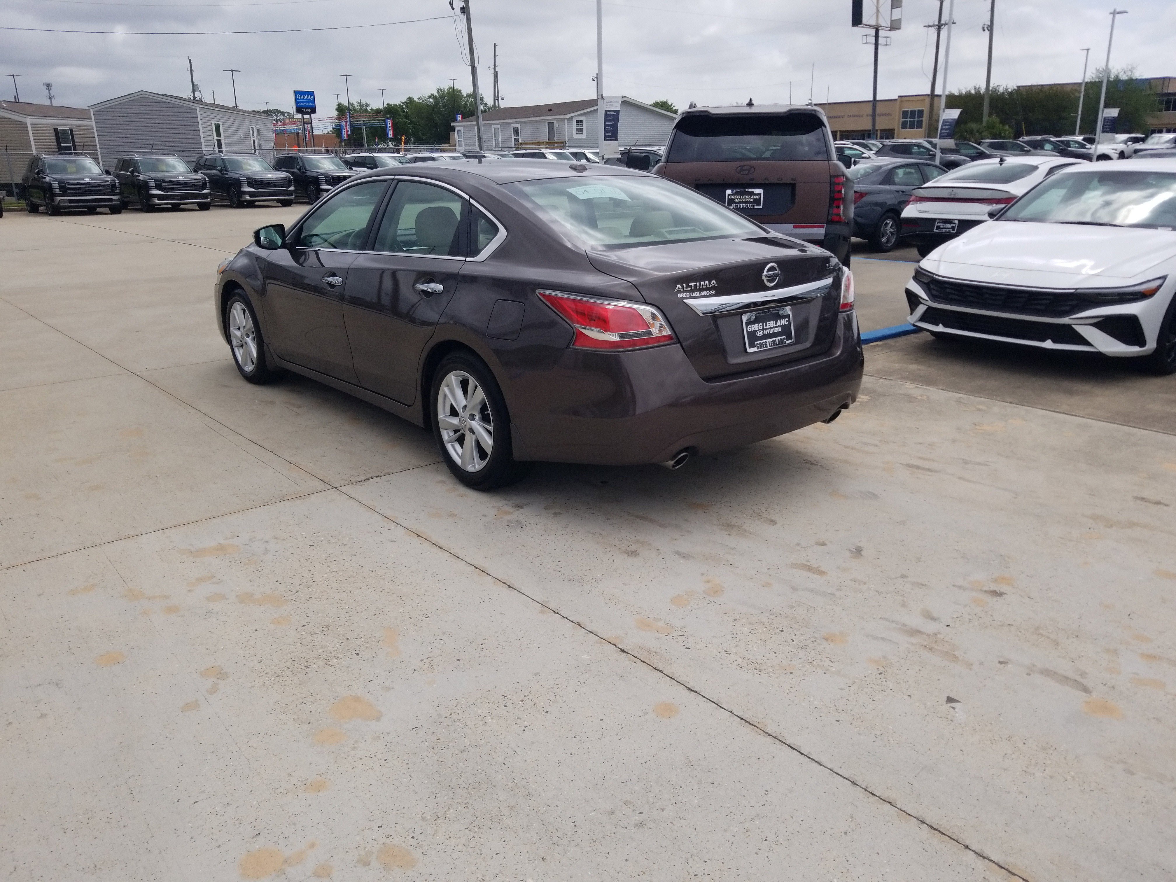 Used 2015 Nissan Altima 2.5 SL w/ Moonroof Package image 5