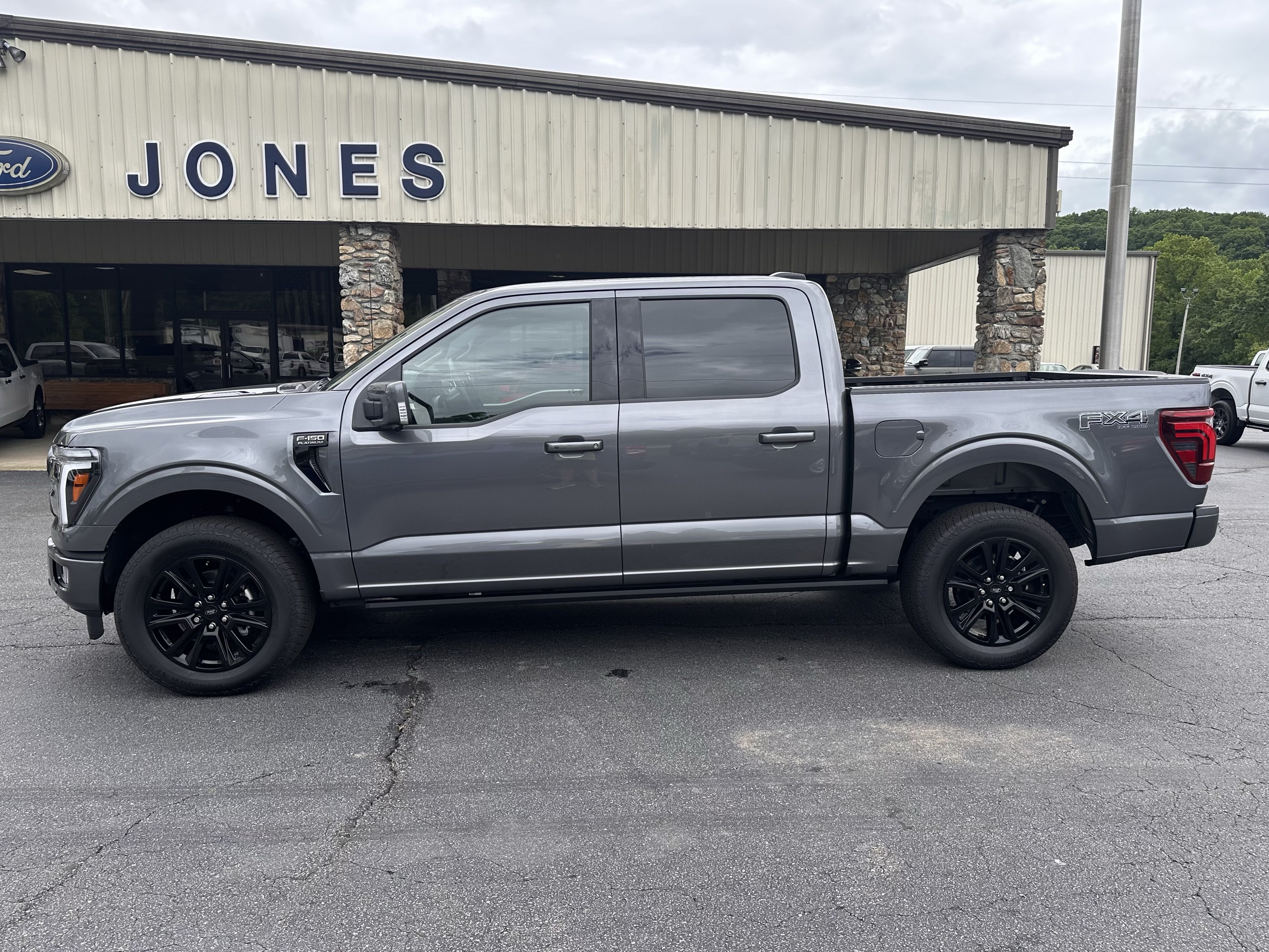 Used 2025 Ford F150 Platinum w/ Equipment Group 702A High AWD/4WD image 1
