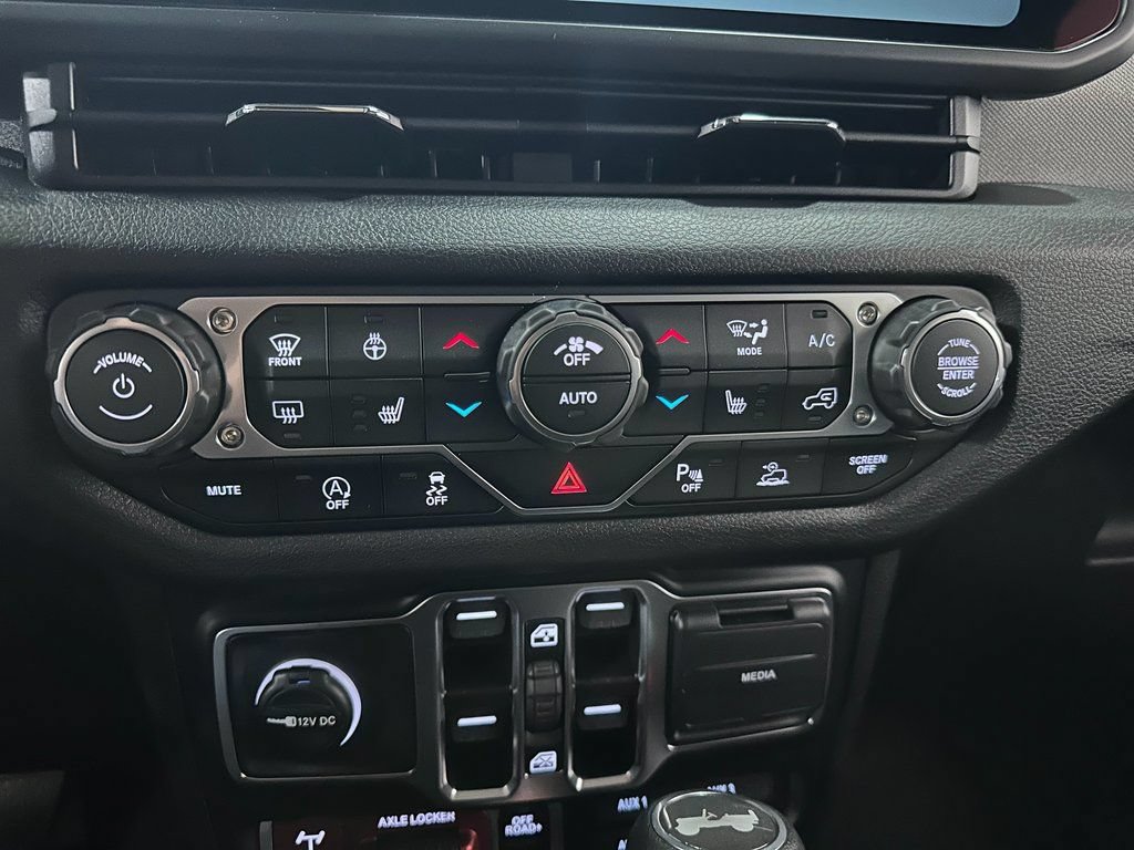 New 2026 Jeep Wrangler Unlimited Sport AWD/4WD image 27