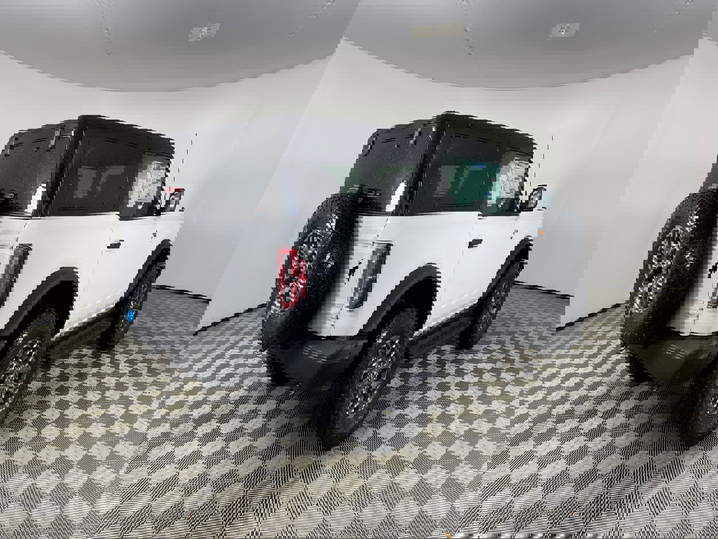 New 2025 Ford Bronco Badlands image 6