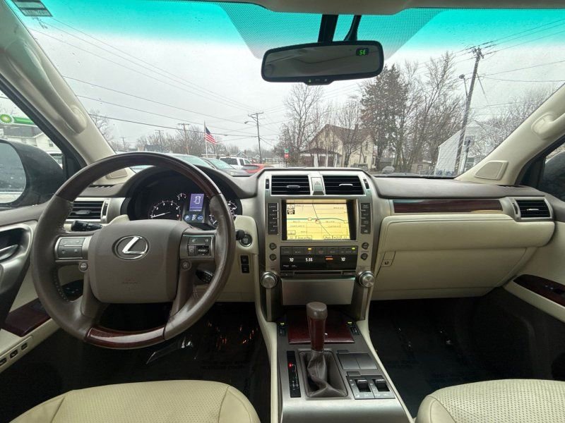 Used 2010 Lexus GX 460 image 22