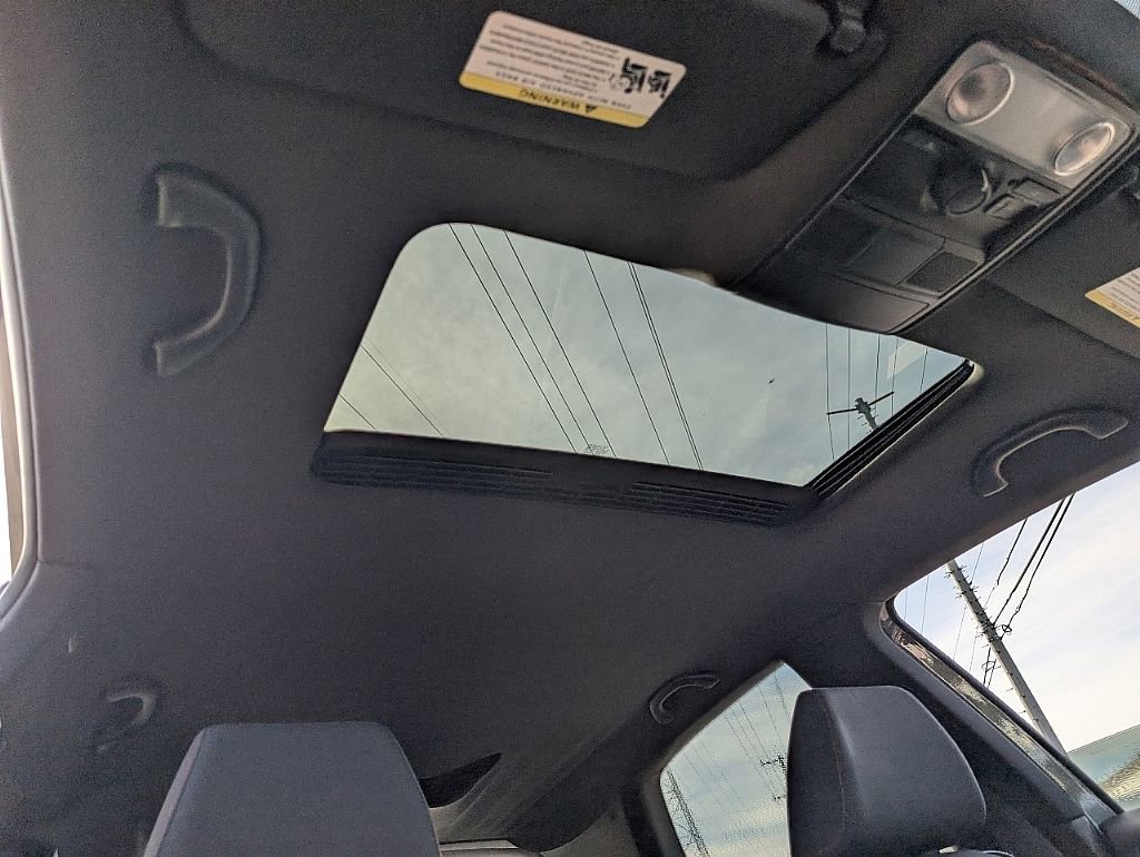 Used 2012 Volkswagen GTI 2-Door image 18