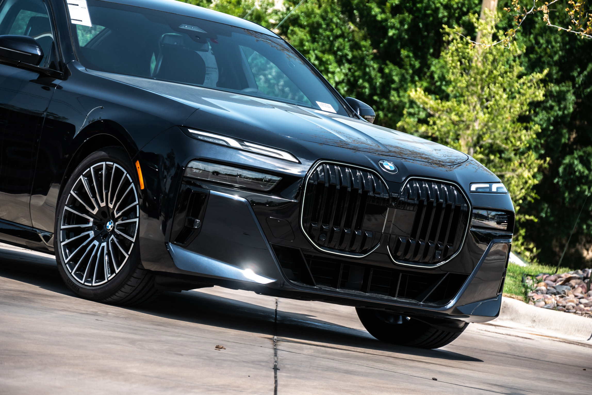 New 2025 BMW 740i w/ Premium Package image 5