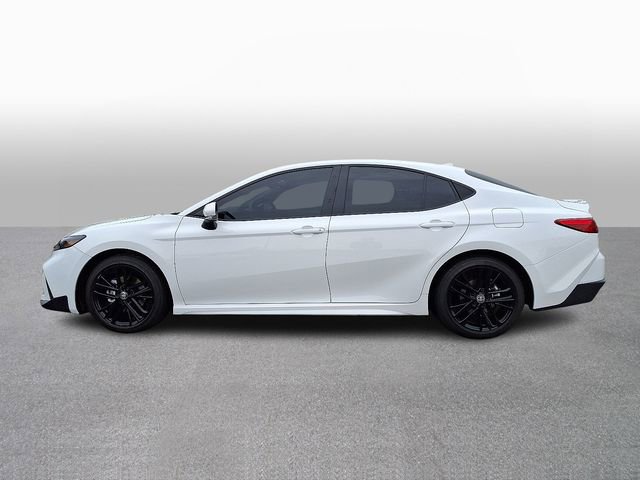 Used 2026 Toyota Camry SE FWD image 7