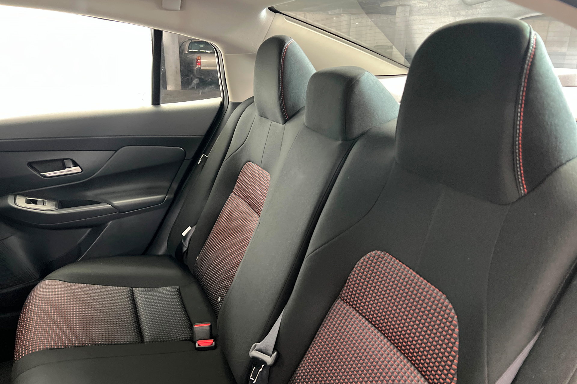 New 2027 Nissan Sentra SR w/ Floor Mat Package FWD image 20