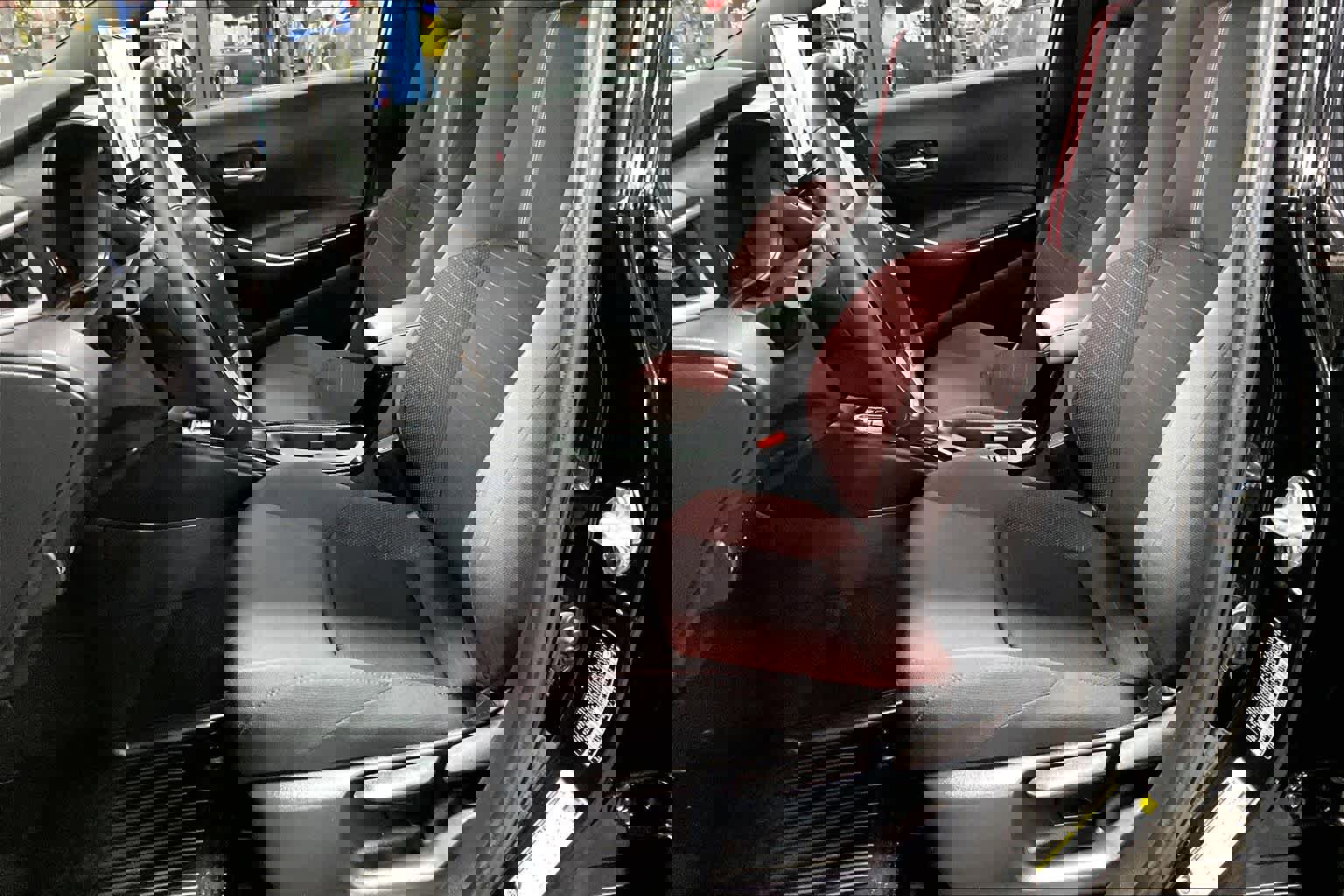 Certified 2025 Toyota Corolla SE image 8