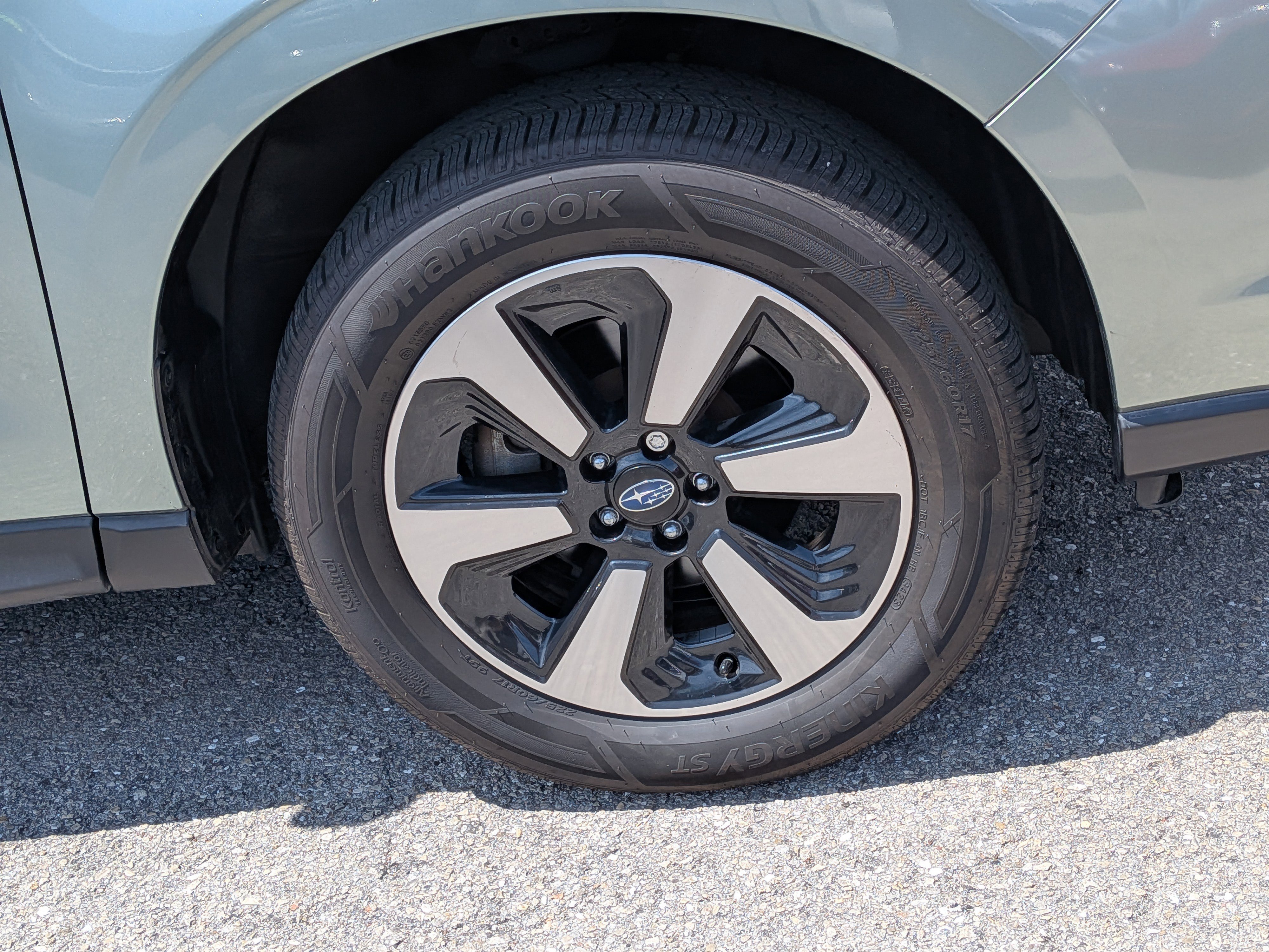 Used 2018 Subaru Forester 2.5i Premium AWD/4WD image 11