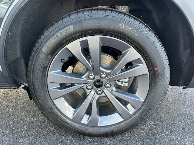 New 2025 Ford Explorer Active w/ Active Comfort Package image 16