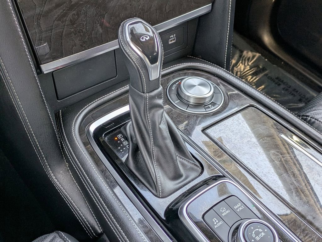 Used 2024 INFINITI QX80 Luxe image 18