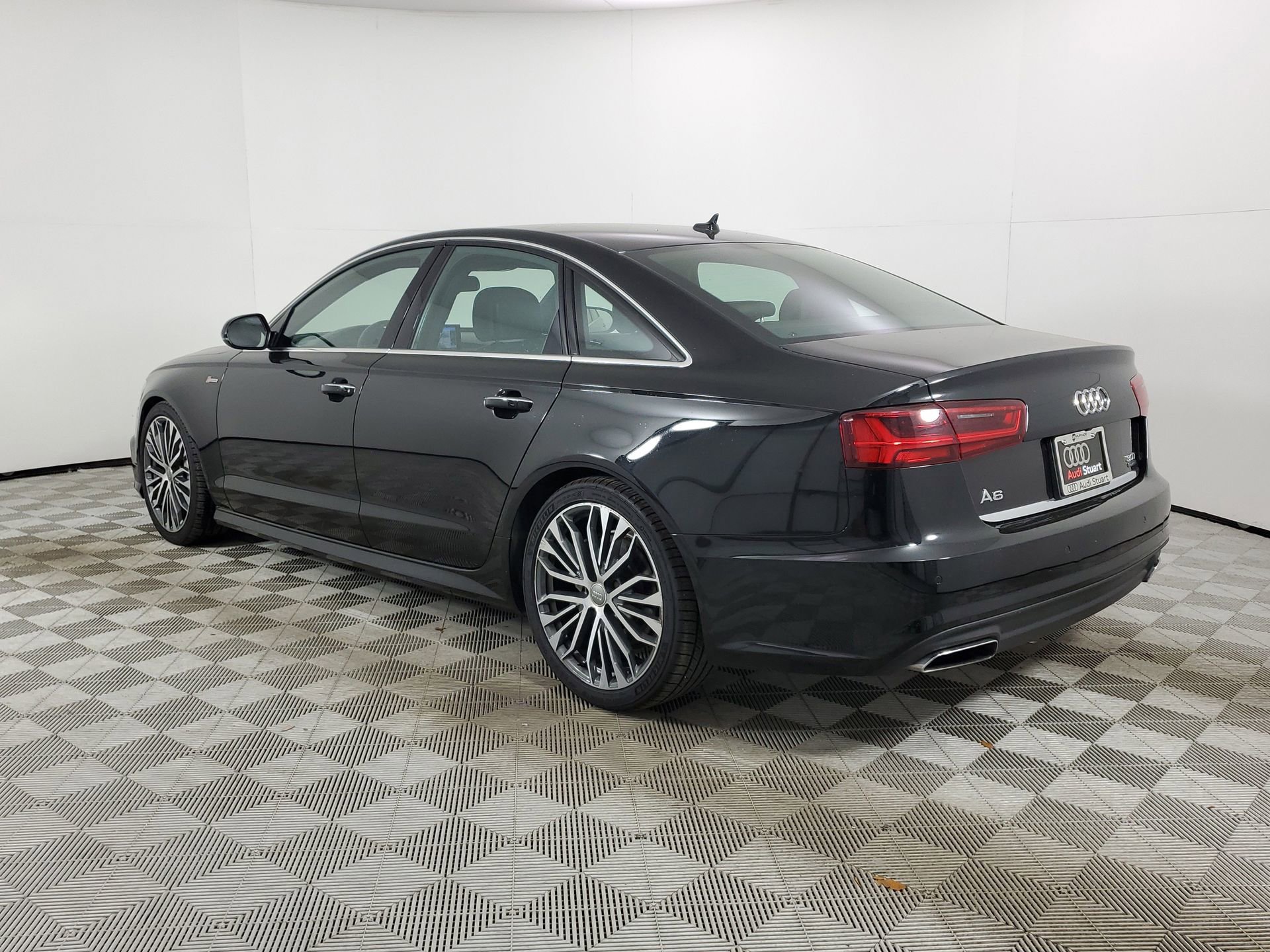 Used 2018 Audi A6 3.0T Premium Plus w/ Premium Plus Package image 7