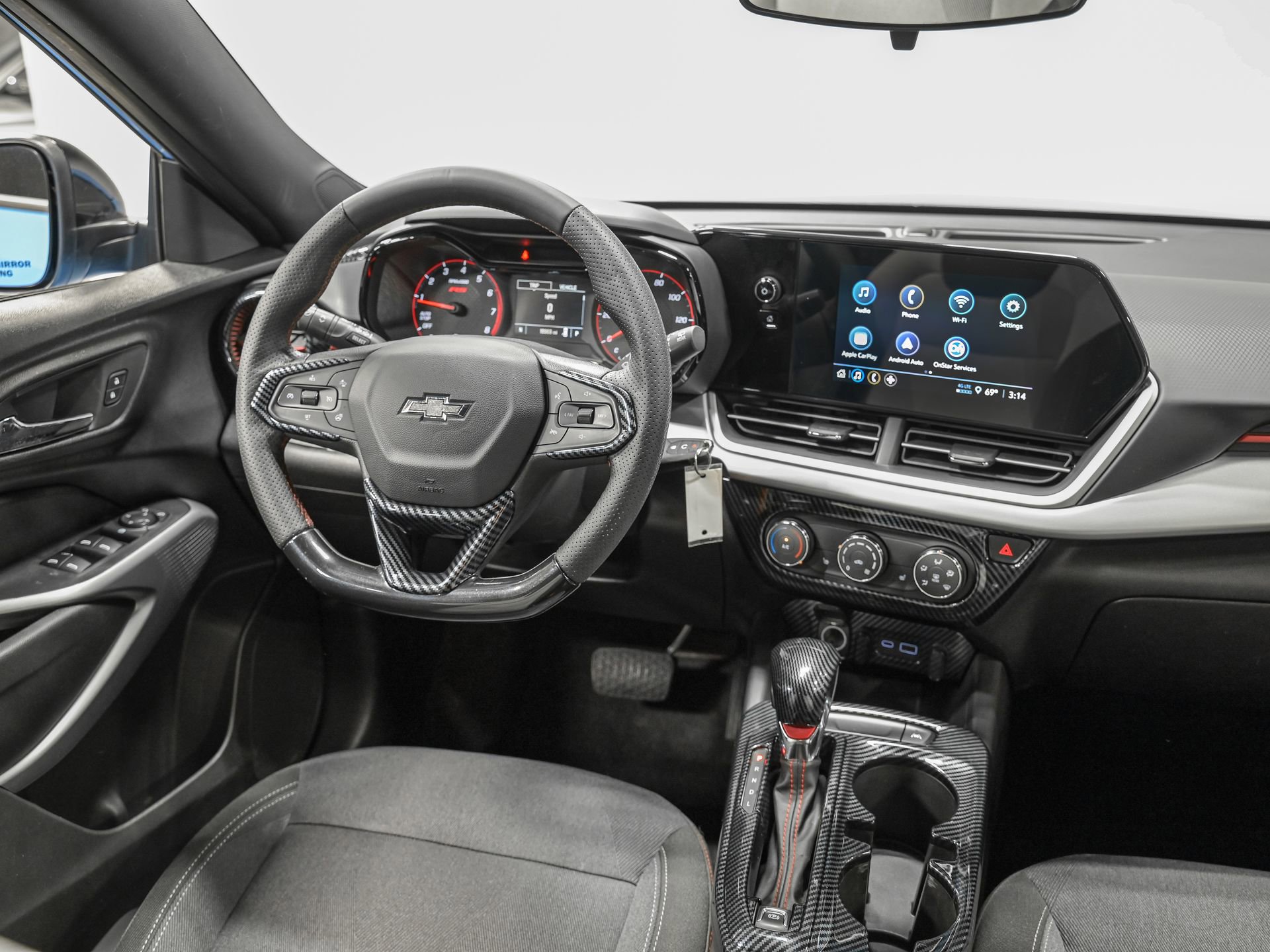 Used 2024 Chevrolet Trax RS w/ Driver Confidence Package image 28