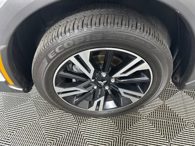 Used 2024 Mitsubishi Eclipse Cross SE image 2