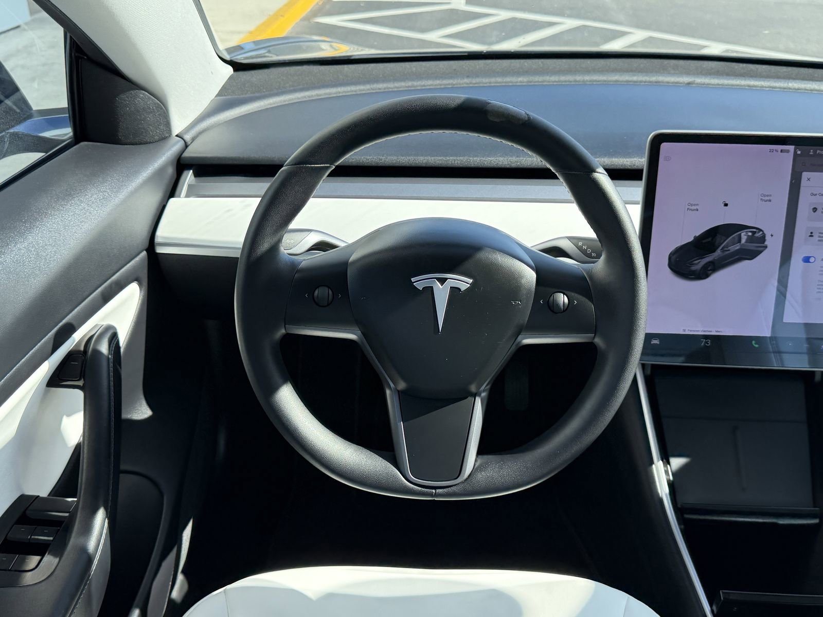 Used 2020 Tesla Model 3 Standard Range image 11
